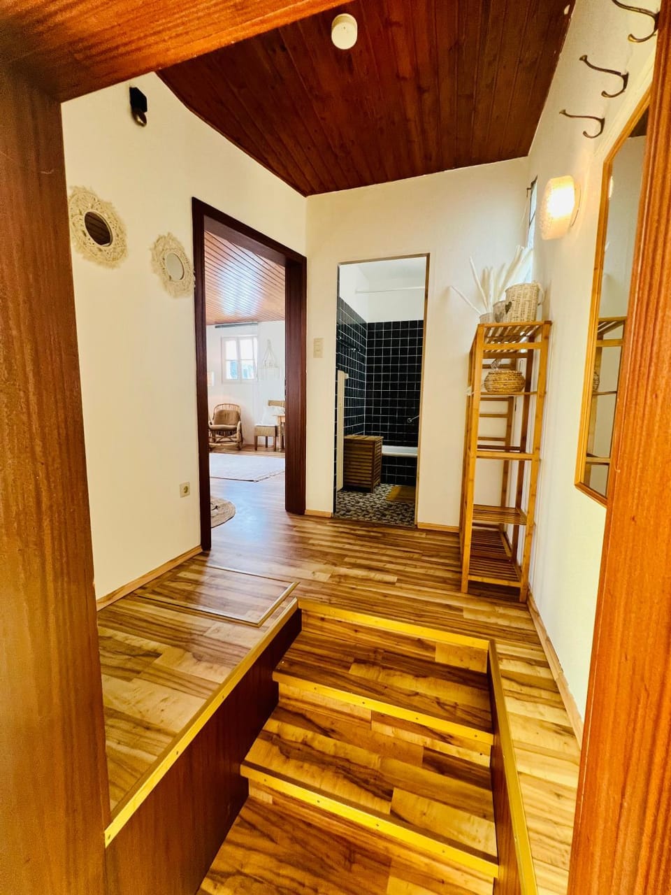 Cloud 9 , Apartment mit Garage und Garten in Nähe der Uniklinik, Bosch, Ina Schaeffler Apartment in Saarland, 66, Germany