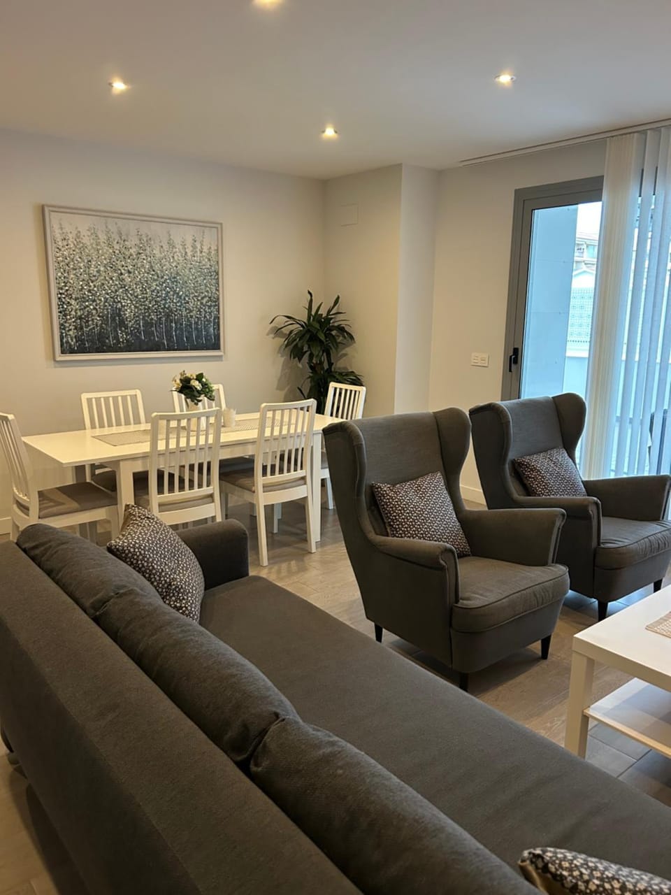 Living room, Dining area