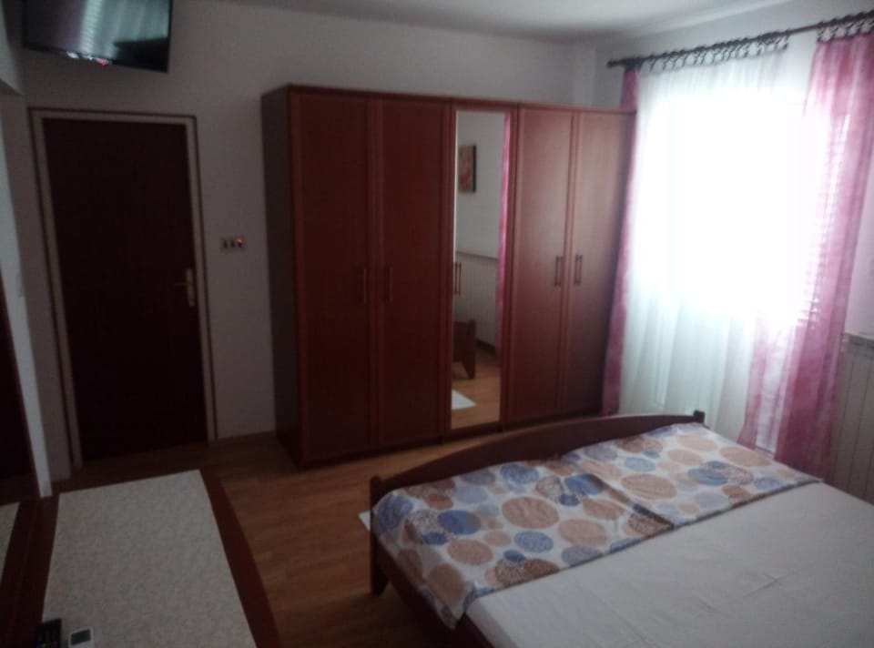 Dragica 2 Apartment in Lika-Senj County