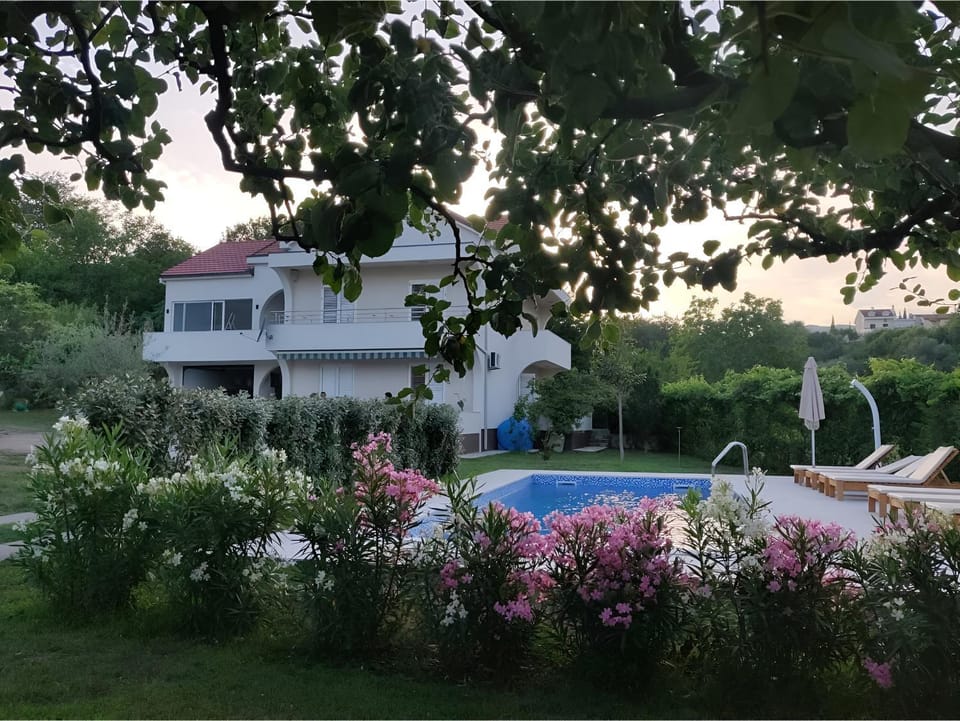 Villa MontAnja Villa in Montenegro
