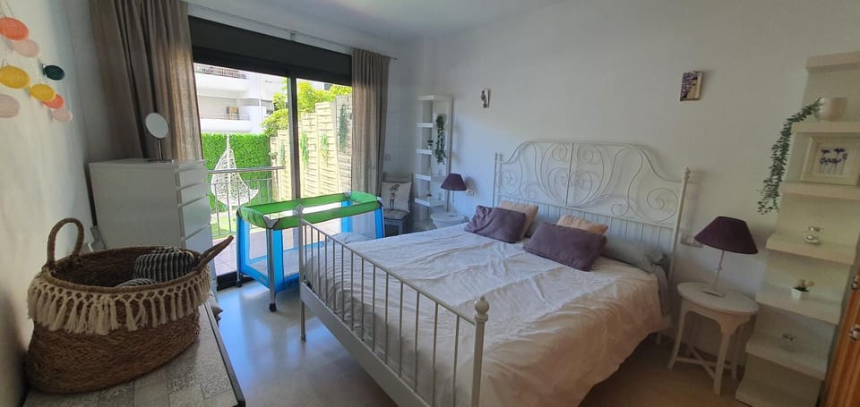 Apartamento con jardín y piscina Apartment in Marbella