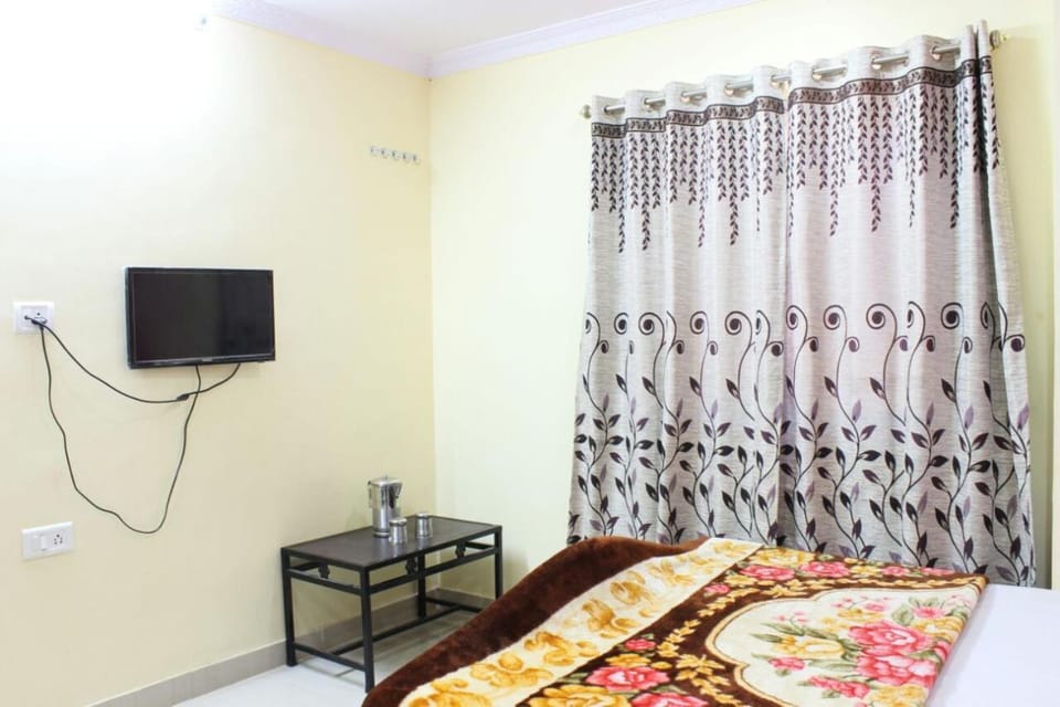 Hirai Palace, Mahabaleshwar Bed and Breakfast in Mahabaleshwar