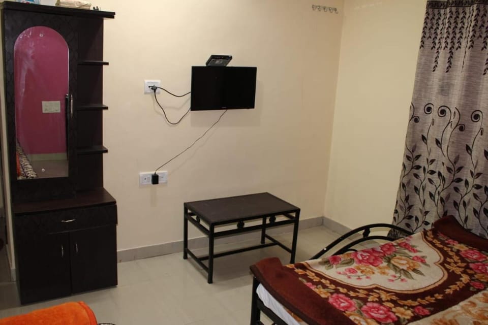 Hirai Palace, Mahabaleshwar Bed and Breakfast in Mahabaleshwar