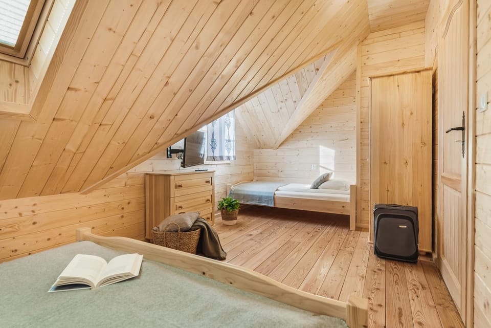 Bed, Photo of the whole room, Bedroom, towels, wardrobe