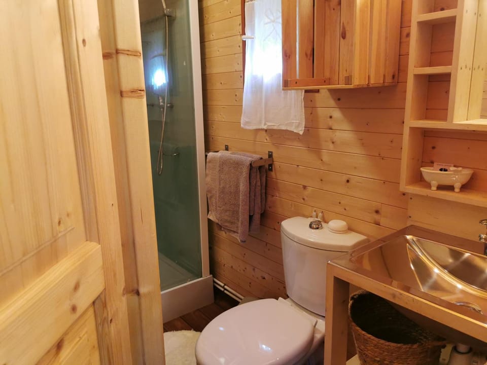 Roulotte HOPE-Le jardin de Mia Apartment in Arles