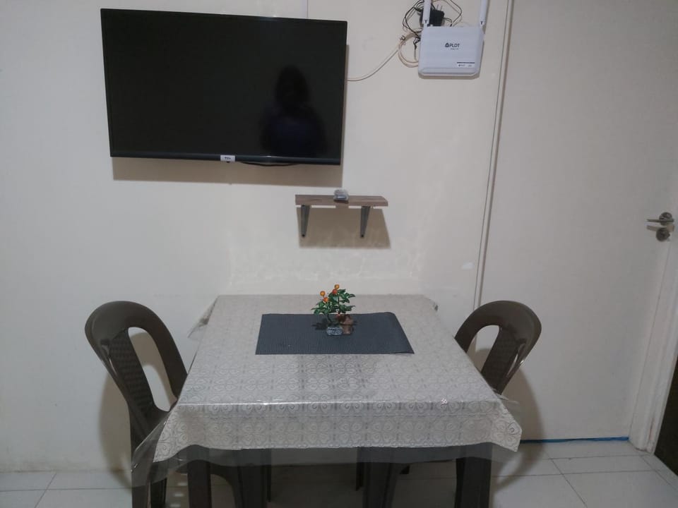 TV and multimedia, Dining area
