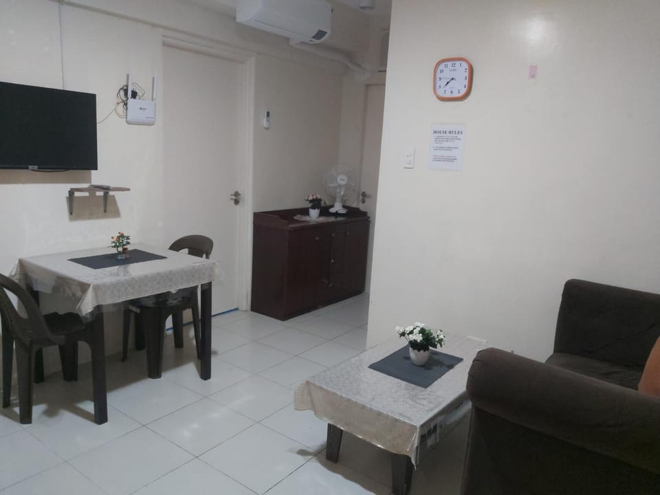TV and multimedia, Living room, Dining area
