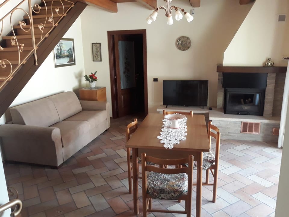 casale martini sirolo Apartment in Marche
