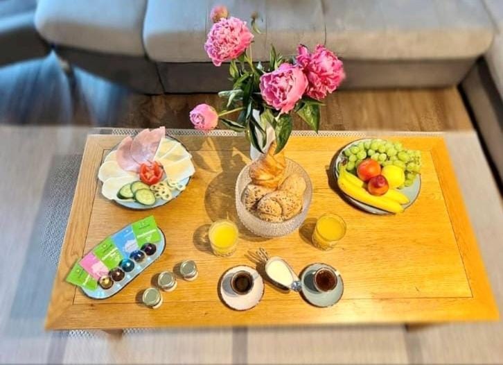 Continental breakfast