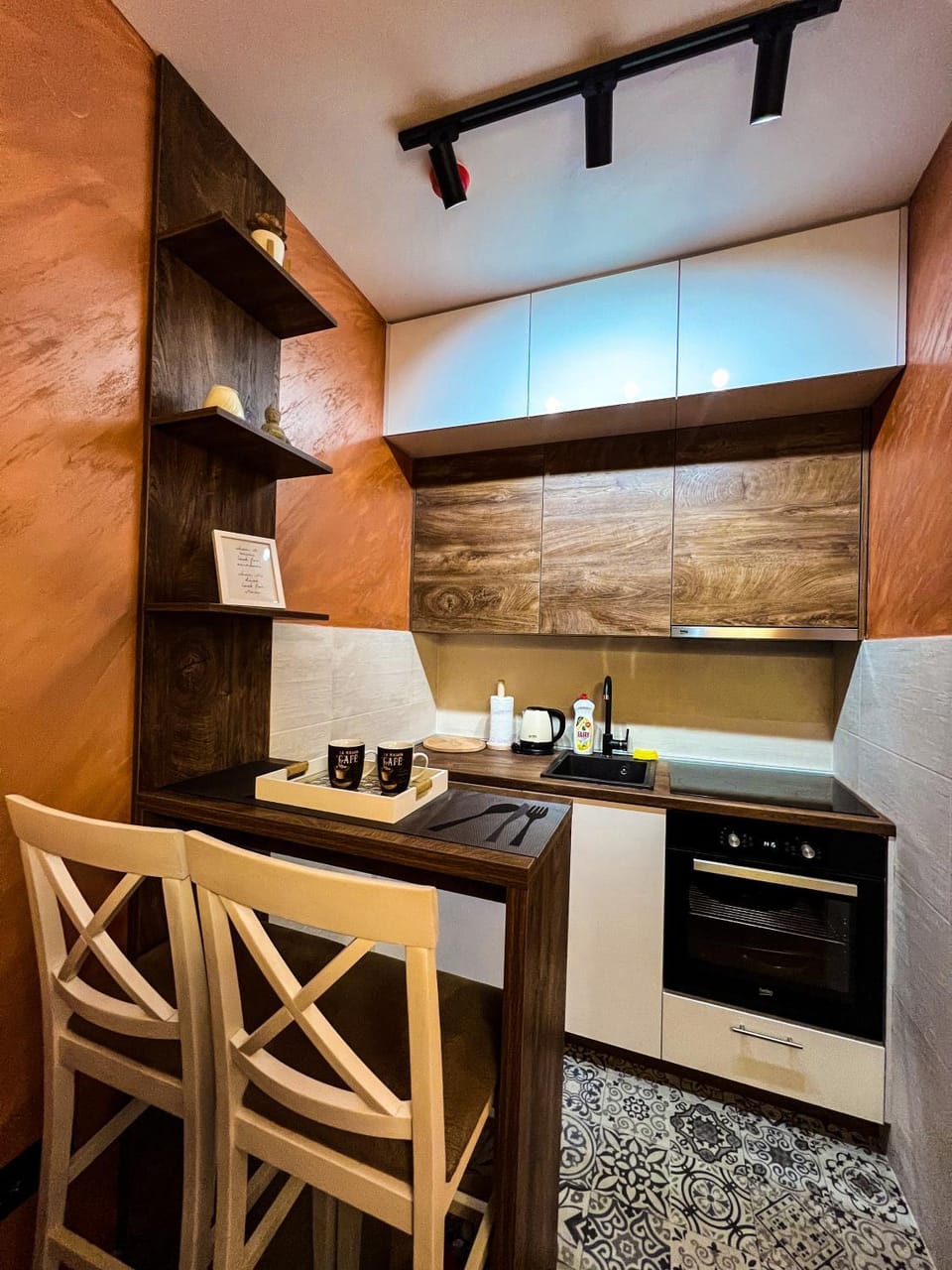 Kitchen or kitchenette, Communal kitchen