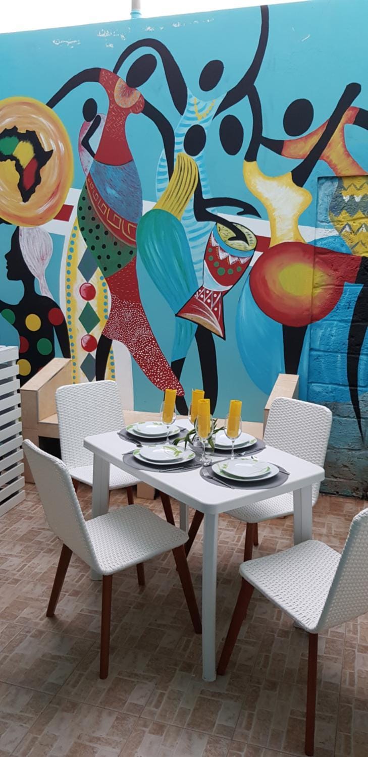 Patio, Dining area