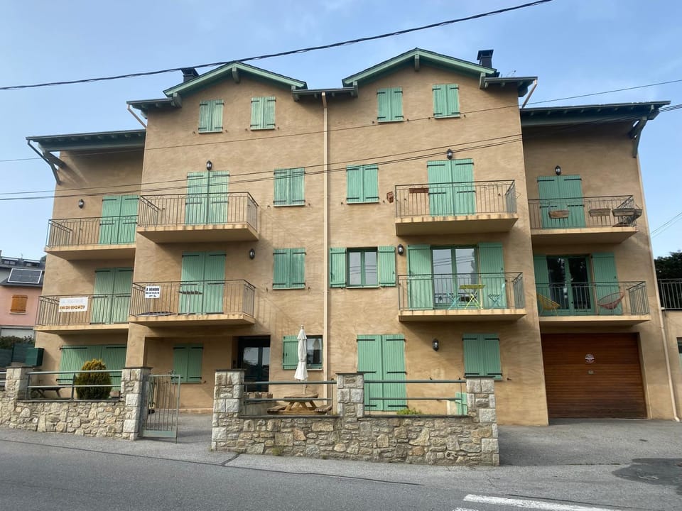 Chaleureux appartement T4 cosy, Font Romeu Odeillo Via Apartment in Bolquère