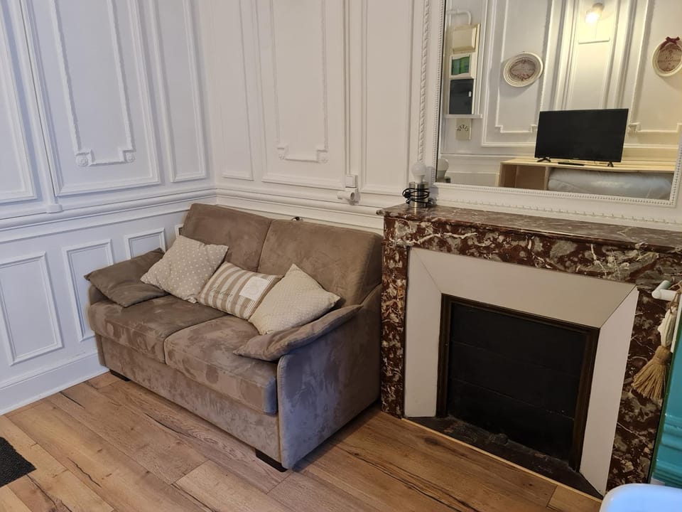 LE SARCIRON Apartment in Auvergne-Rhône-Alpes