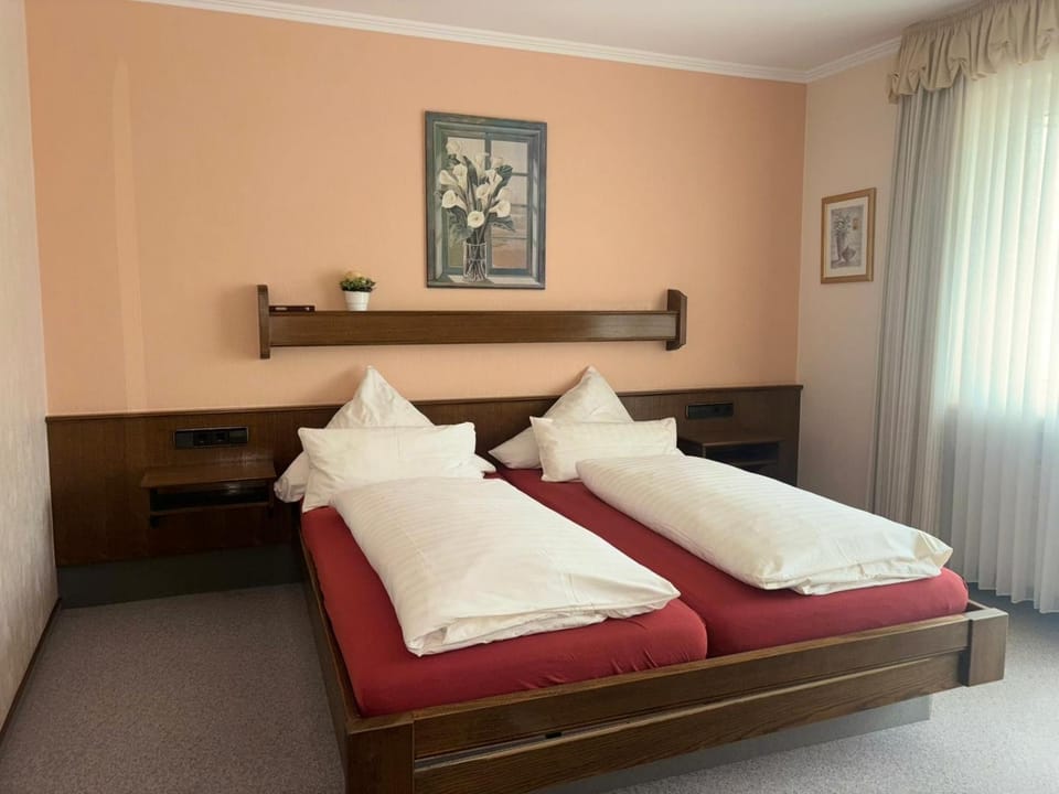 Café Bäckerei Pension Alcana Mirco Münch Bed and Breakfast in Rhein-Hunsrück-Kreis