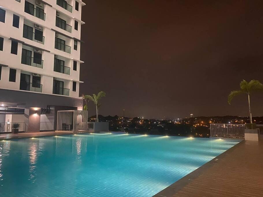 Swimming pool, Swimming pool