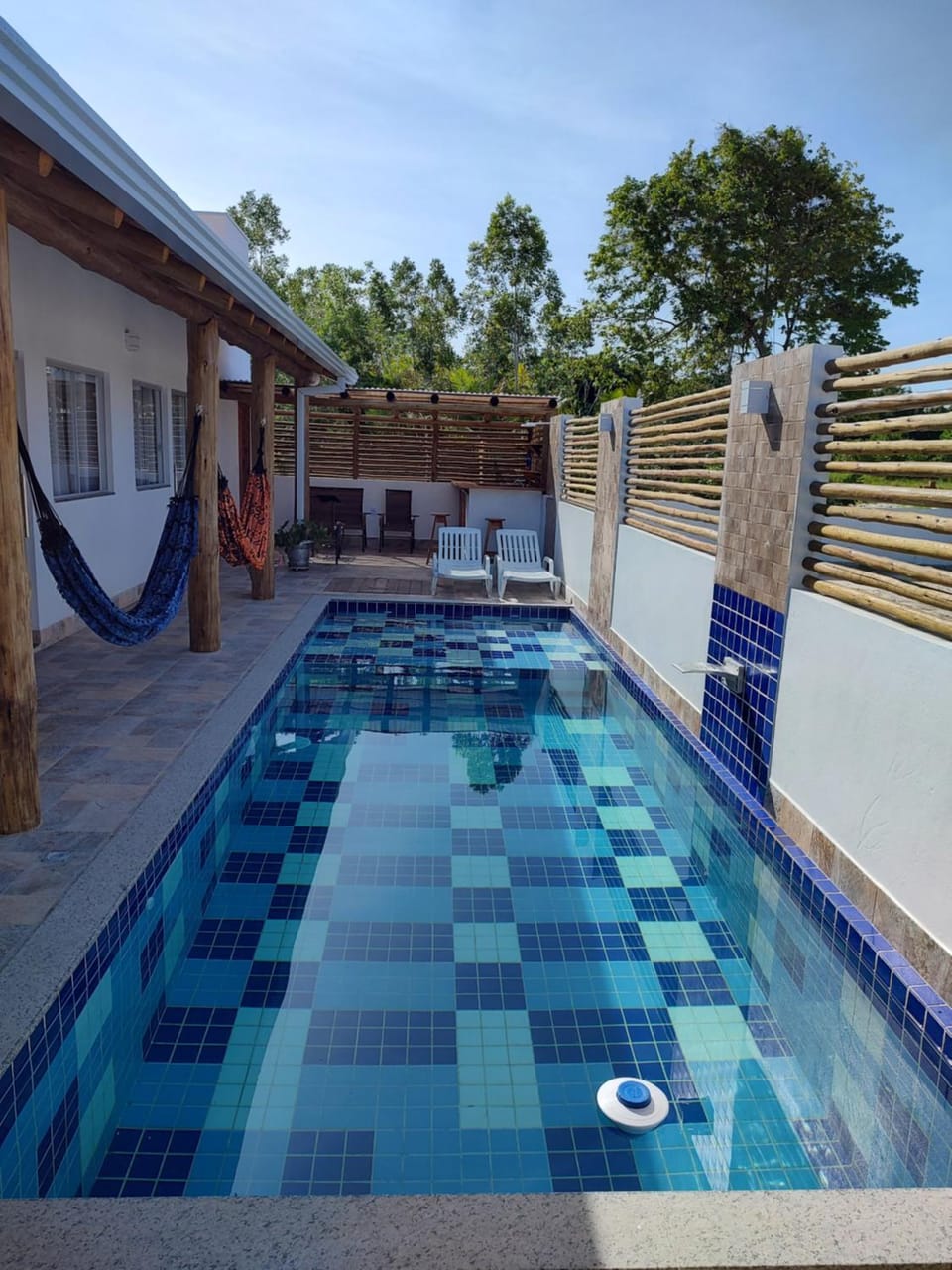 Swimming pool