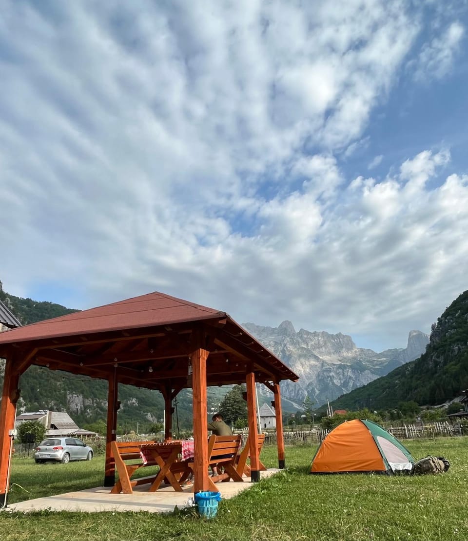 Te Sofra Bed and Breakfast in Montenegro
