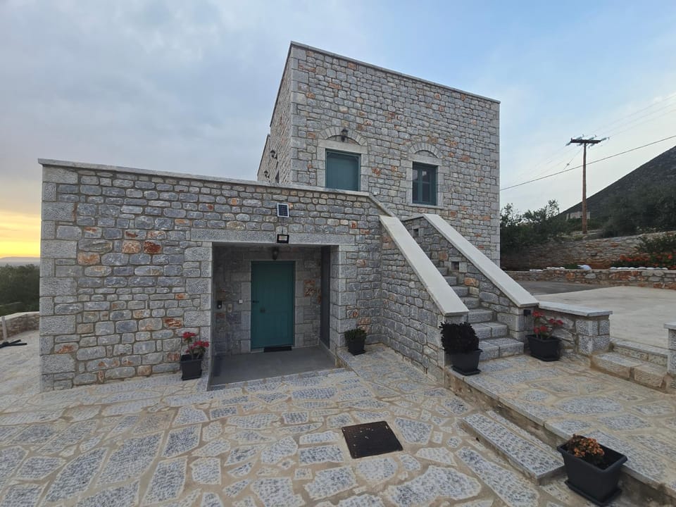 Sugar Stone House Apartment in Peloponnese Region