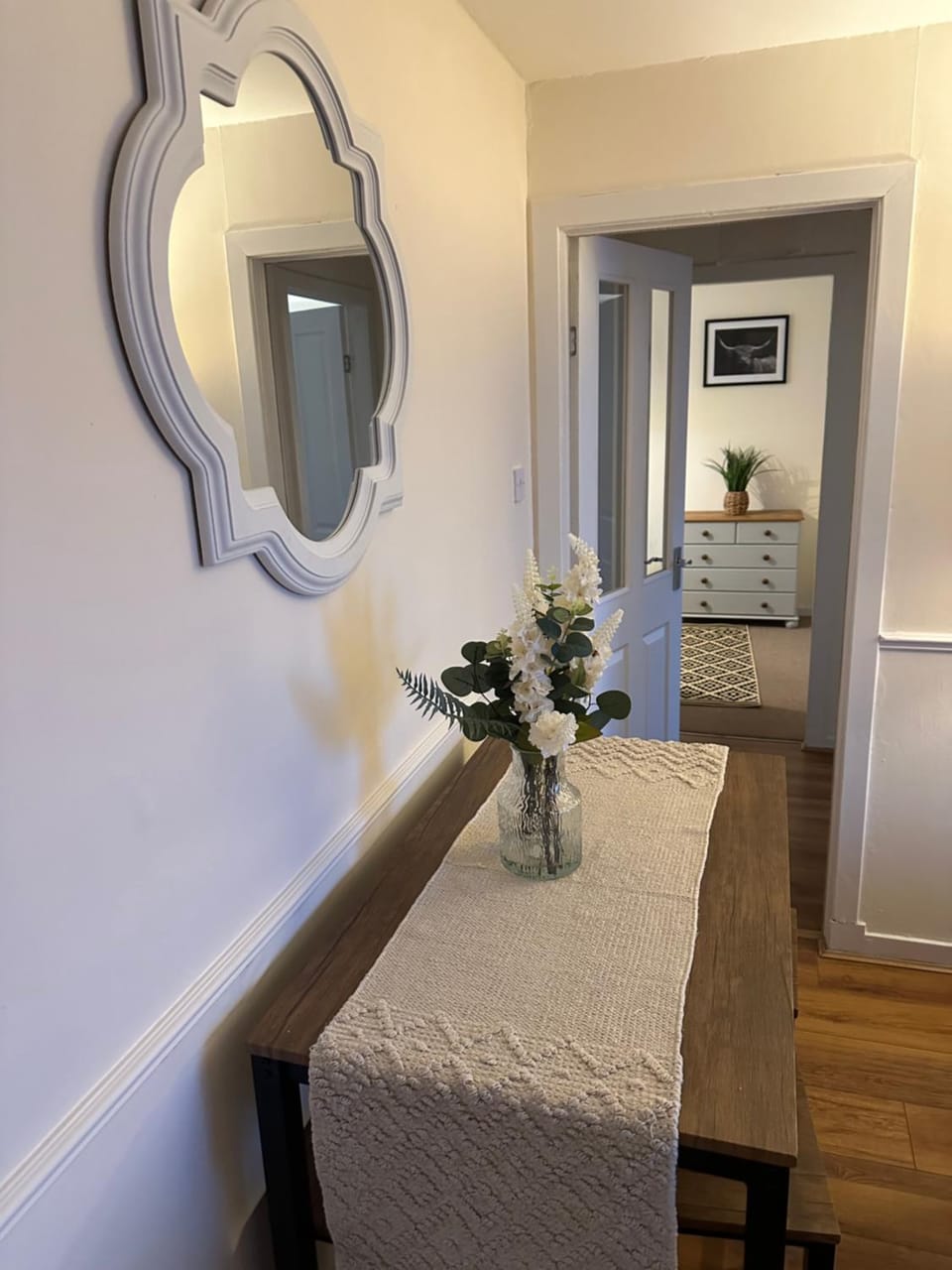 Spacious 3 bedroom flat close to city center Apartment in Inverness