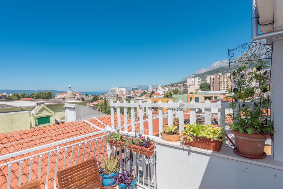 View (from property/room), Balcony/Terrace