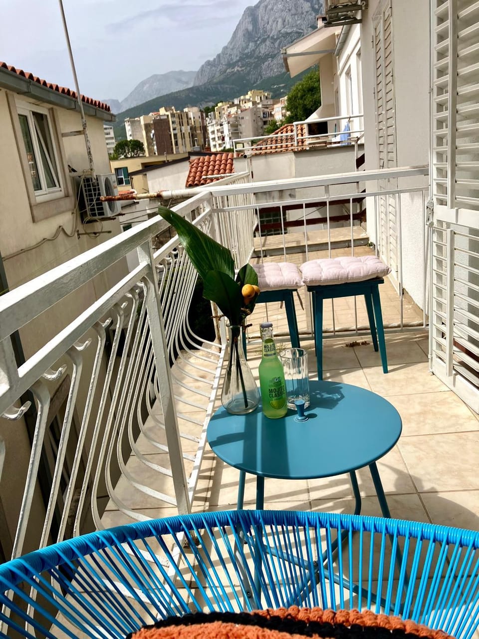Balcony/Terrace, Mountain view