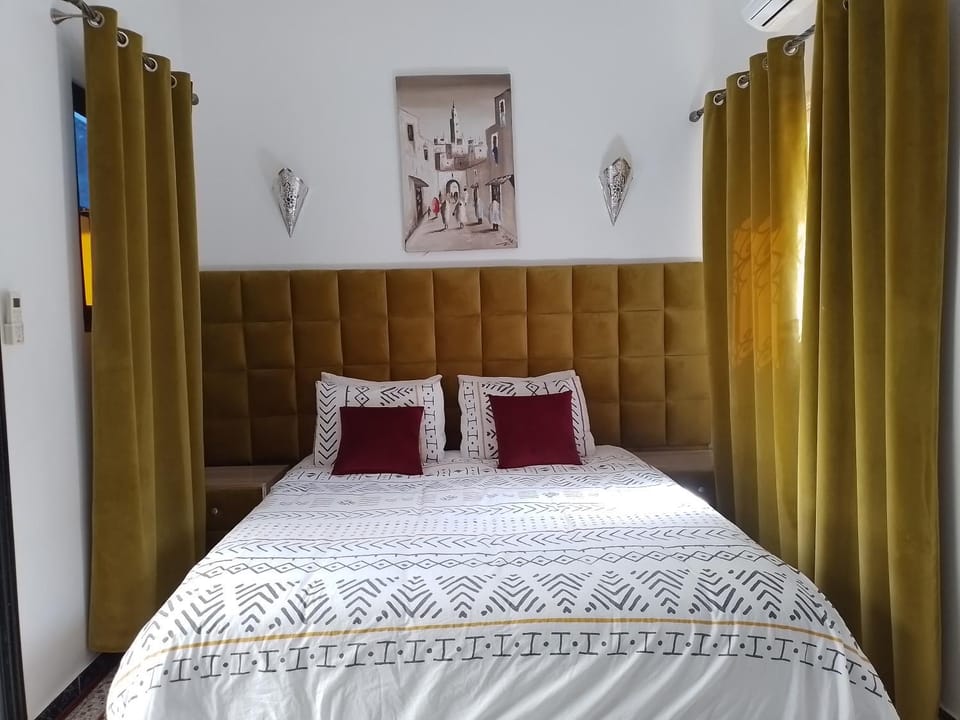 Un Riad pour se divertir en famille & se détendre House in Marrakesh