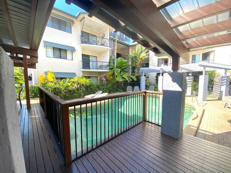 Balcony/Terrace, Swimming pool