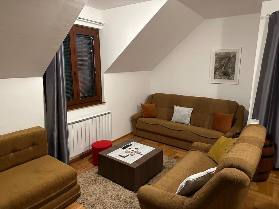 Zlatiborski Konaci, K15-8 Apartment in Zlatibor