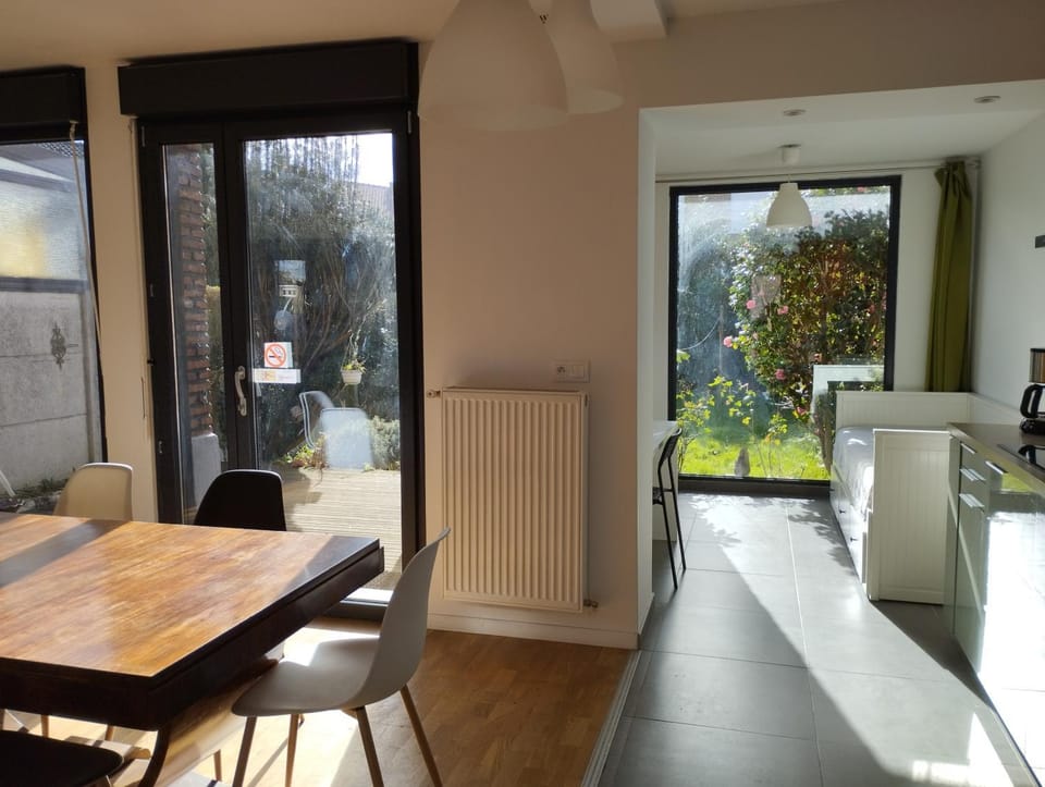 Kitchen or kitchenette, Dining area, Garden view
