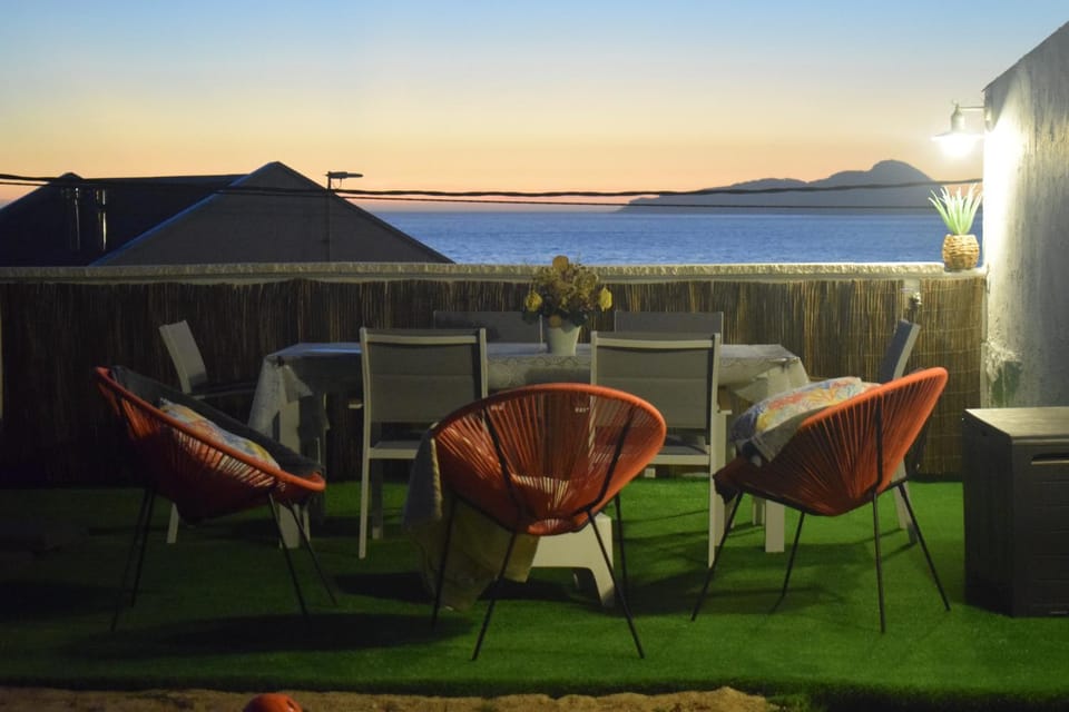 Natural landscape, Summer, Balcony/Terrace, Sea view