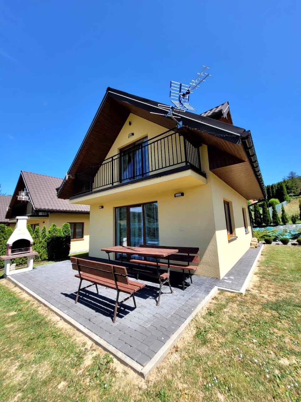 Kapio Solina Bieszczady Bóbrka 6-0-3-2-9-8-1-9-7 House in Slovakia