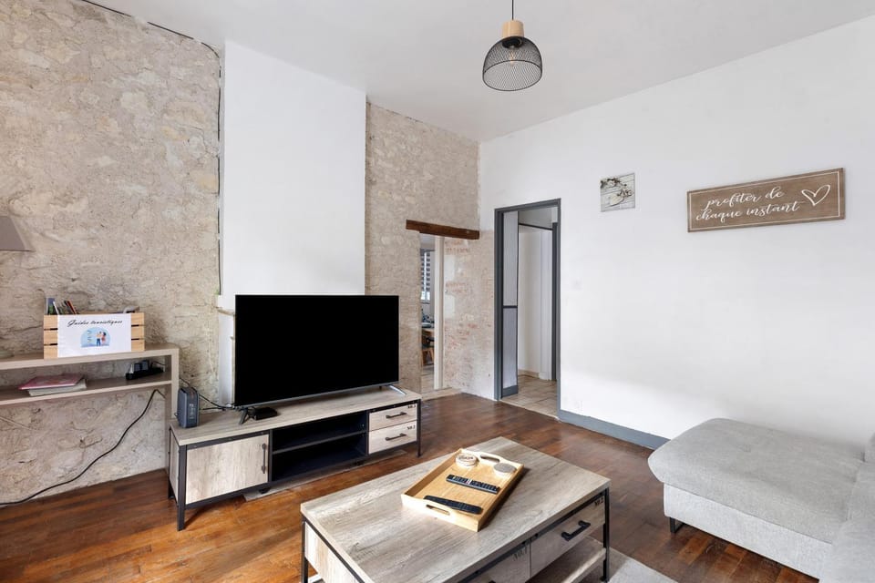 Property building, Living room
