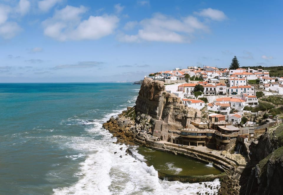 Nearby landmark, Neighbourhood, Natural landscape, Beach, Swimming pool, Open Air Bath