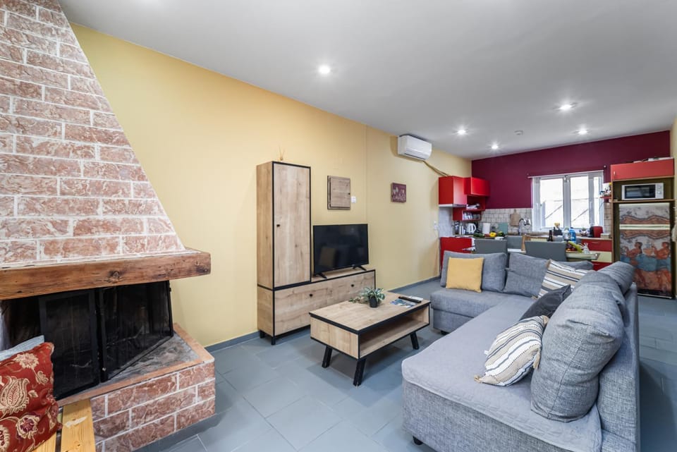 TV and multimedia, Living room, Seating area