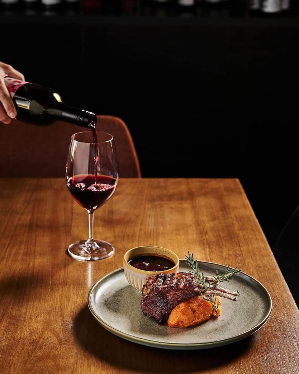 Restaurant/places to eat, Food and drinks, Dinner