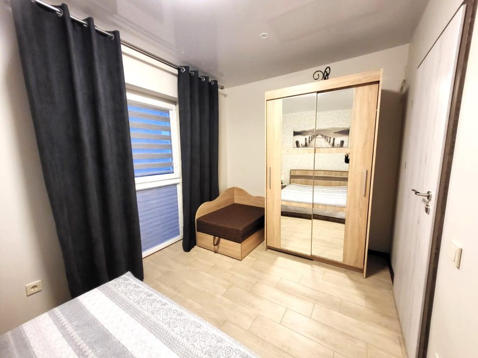 Bed, Bedroom, wardrobe