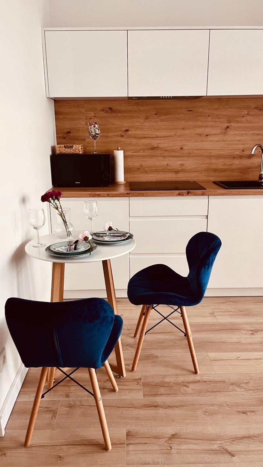 Coffee/tea facilities, Kitchen or kitchenette, Living room, Dining area