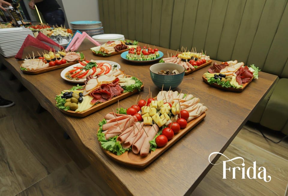 Food, Continental breakfast