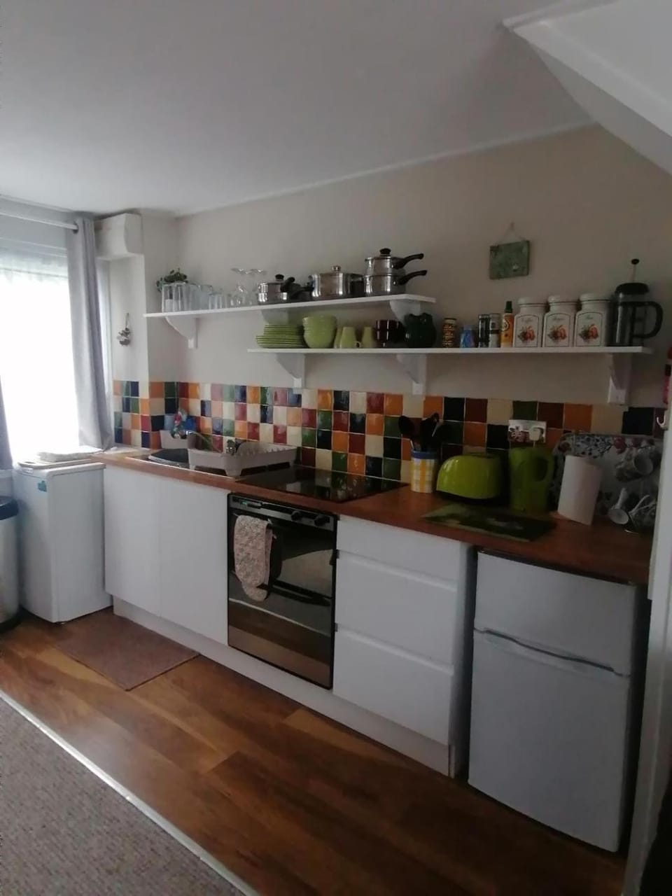 Le Chalet - 2 Bedroom Chalet House sleeps 3 Apartment in Wales