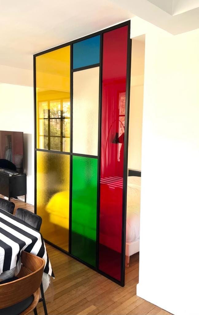 Numéro 5 Apartment in Paris