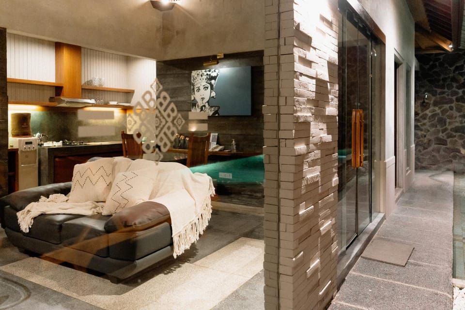 Property building, Living room