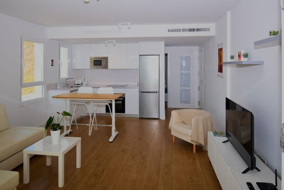 TV and multimedia, Kitchen or kitchenette, Dining area