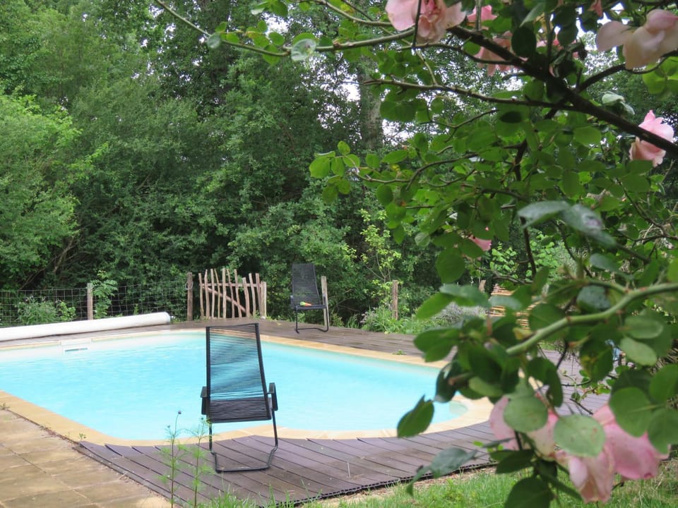 kerterre, petit nid des petites Pyrénéees Country House in Occitanie