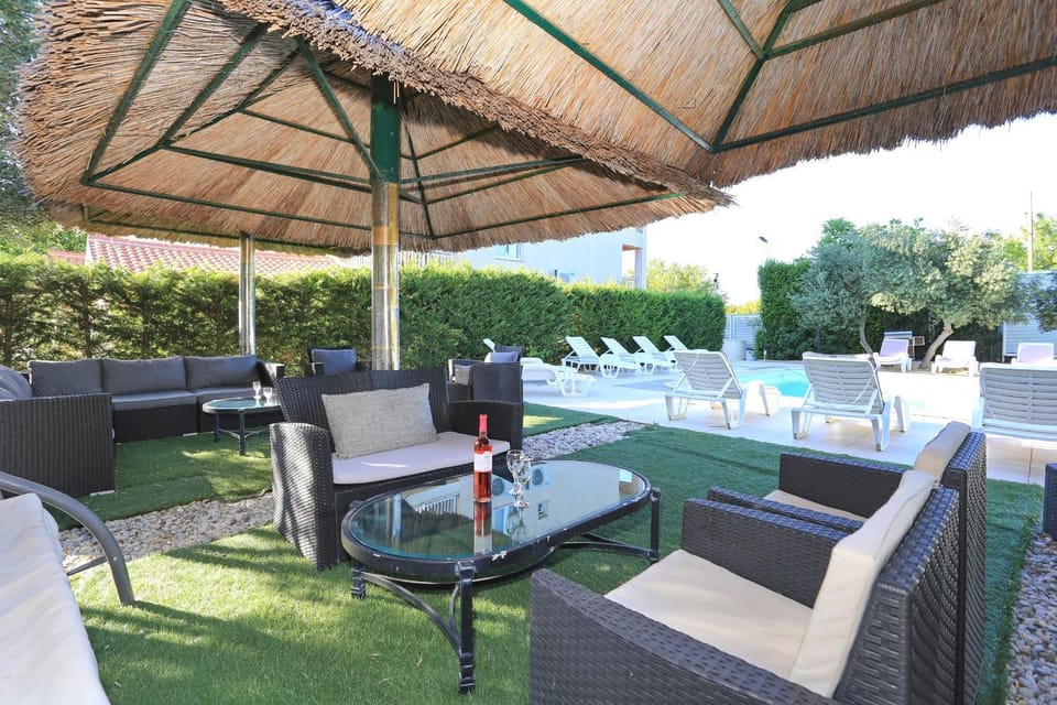 Patio, Garden, Swimming pool