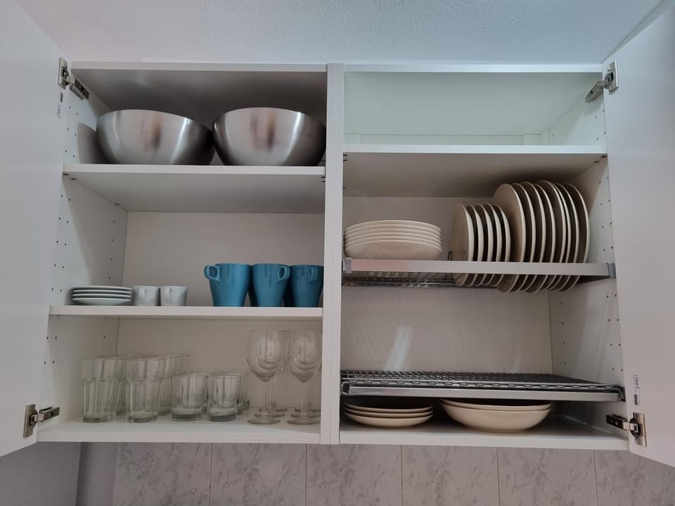 Coffee/tea facilities, Kitchen or kitchenette