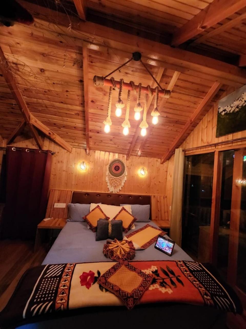 Odyssey Stays Kasol - Tree House & Swiss Tent Bed and Breakfast in Himachal Pradesh