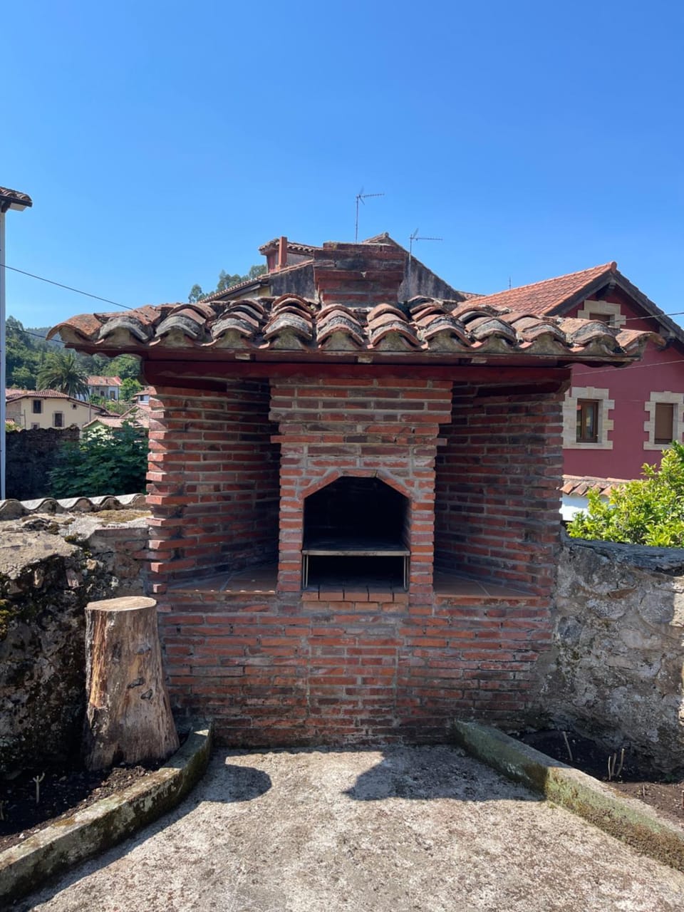 BBQ facilities, BBQ facilities
