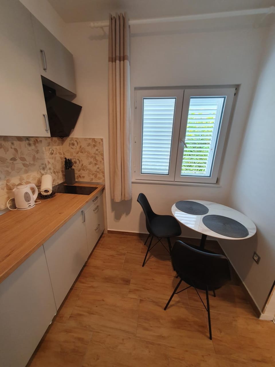 ZITA - Heart of Rovinj, apartment for 2, free parking, 2min center, 5min beach walk Apartment in Rovinj