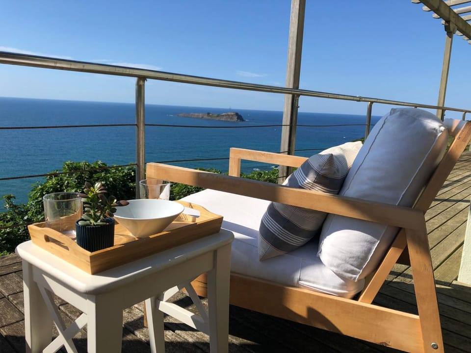 Adosado en la costa con excelentes vistas al estuario de Urdaibai House in Basque Country