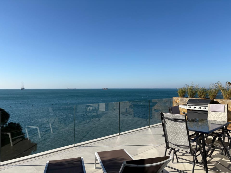 Natural landscape, View (from property/room), Balcony/Terrace, Sea view